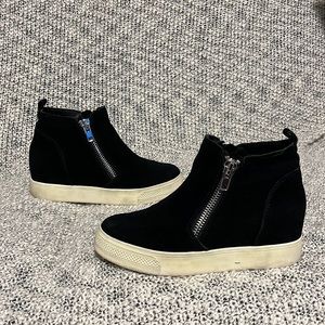 Steve Madden black leather suede wedge, sneaker, shoes